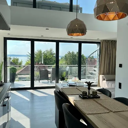 Aris Balatonvilágos