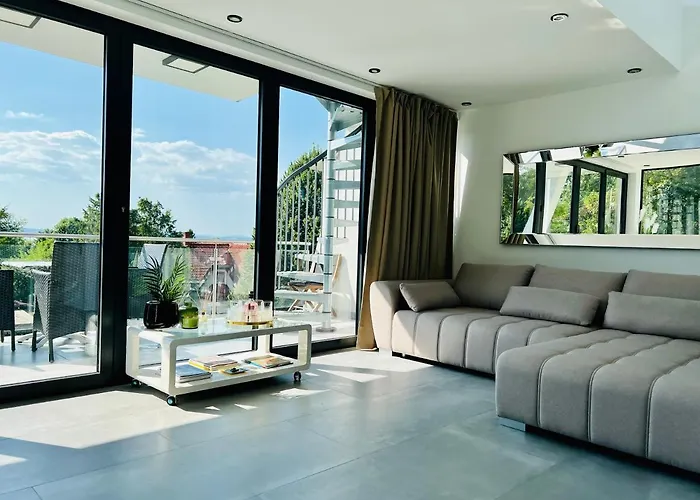 Aris Balatonvilágos