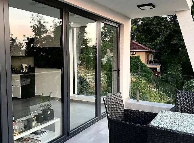 Aris * Balatonvilágos